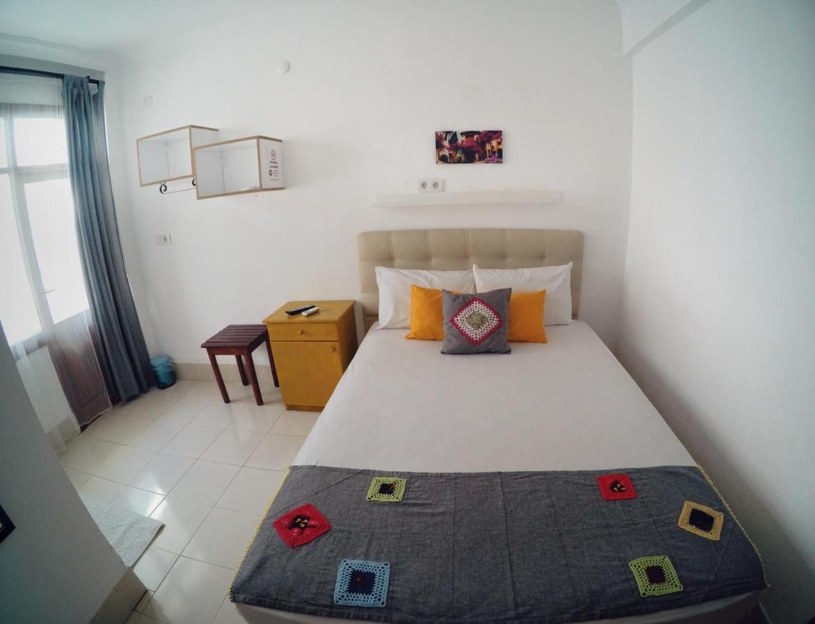 Miss Hotel Karya Oren  Esterno foto